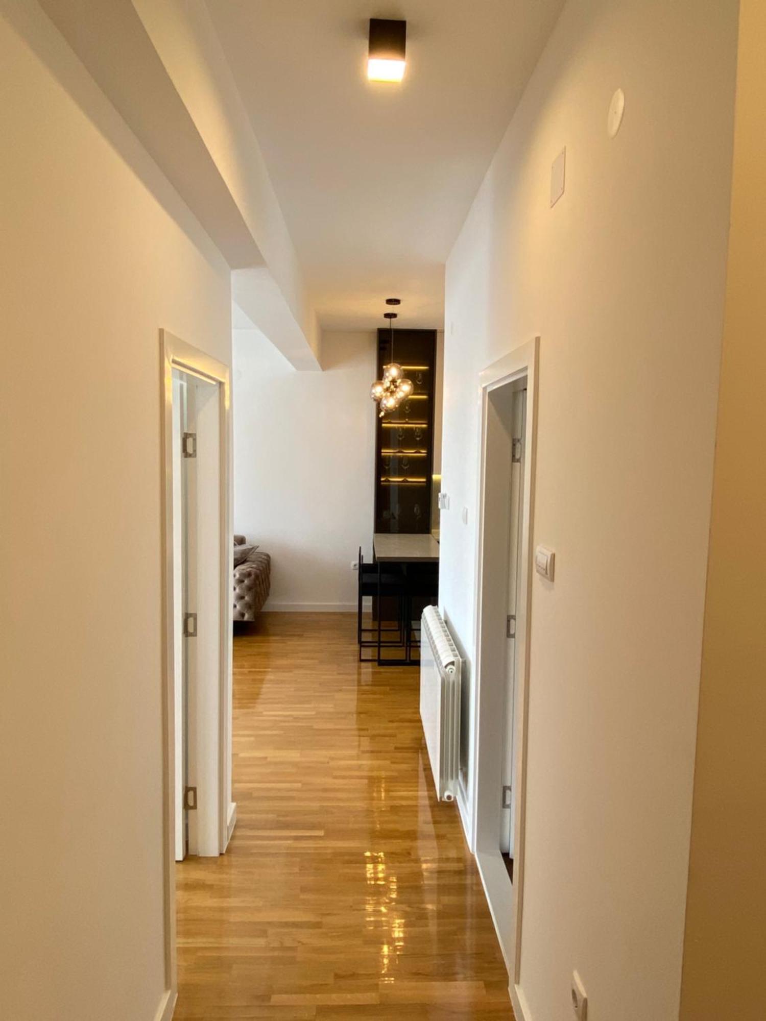 Vista Apartment เทรบินเย ภายนอก รูปภาพ