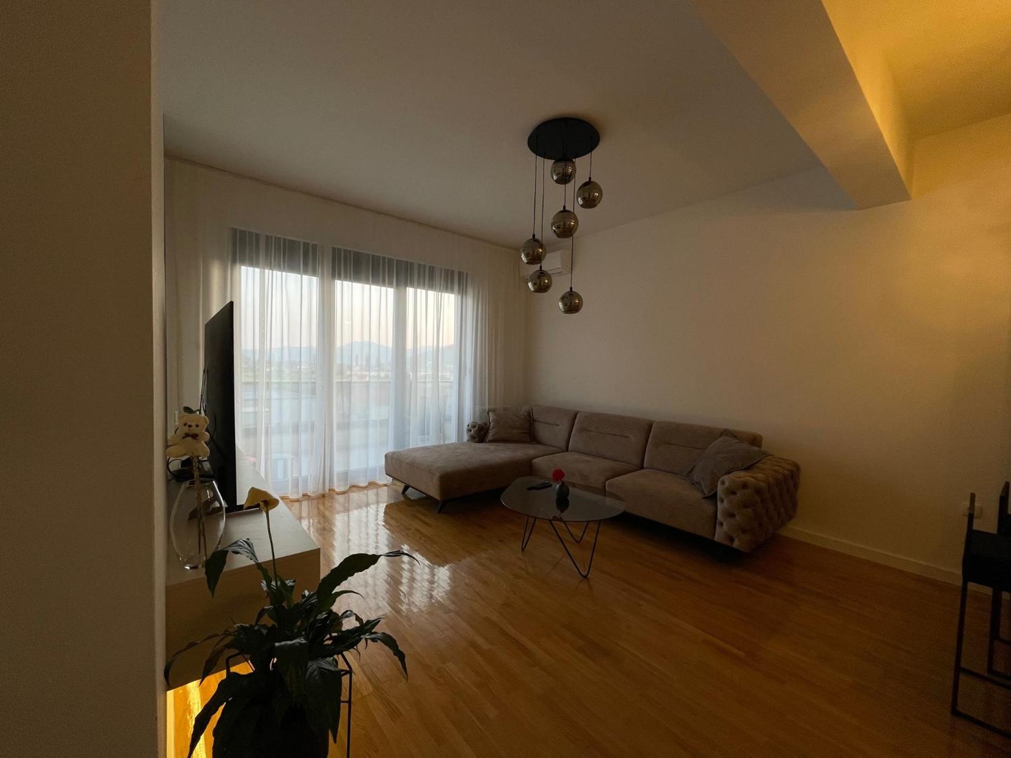 Vista Apartment เทรบินเย ภายนอก รูปภาพ